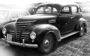 39 Plymouth 300